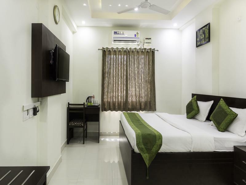 Itsy By Treebo - Tals Hytek Hotel Hyderabad Exterior photo